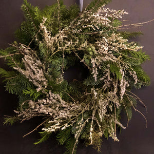 Winter White Christmas Wreath
